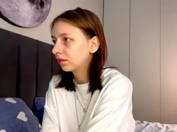 Seline – webcam model profile photo Image 8