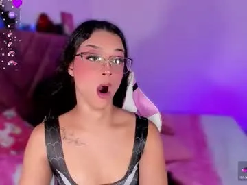 AlessandraMonet – webcam model profile photo Image 10