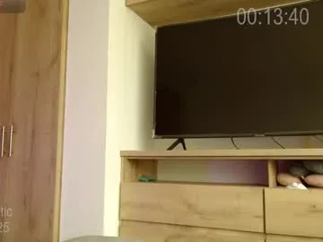 innocent_bianca – webcam model profile photo Image 16