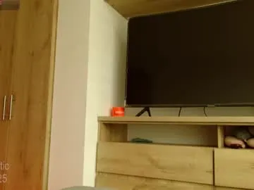 innocent_bianca – webcam model profile photo Image 18