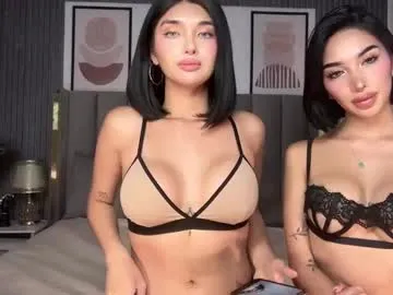 sunflower_28 – webcam model profile photo Image 2