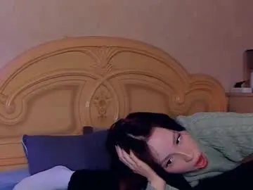 kat_ly_chan – webcam model profile photo Image 4