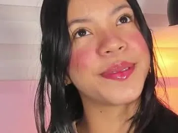 iamsomeone1234 – webcam model profile photo Image 12