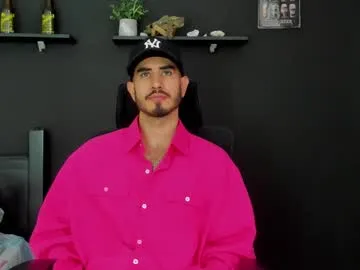 sara_shrma – webcam model profile photo Image 3