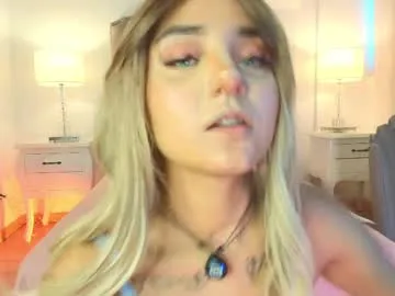 emma_torres__ Image 3