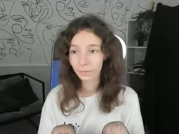 LoreneMoore – webcam model profile photo Image 12