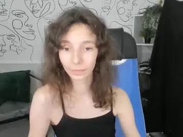 LoreneMoore – webcam model profile photo Image 14