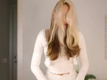 AlexiaBanner – webcam model profile photo Image 12