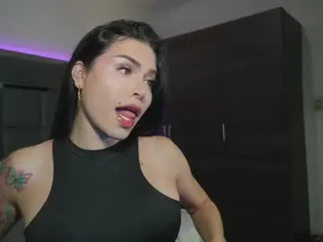 NatashaLeone – webcam model profile photo Image 3