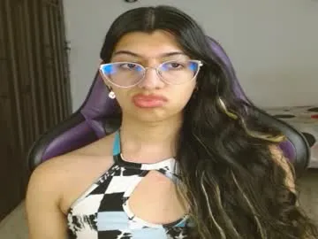 indiana_rouge – webcam model profile photo Image 15