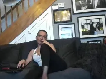 englishcouple81 – webcam model profile photo