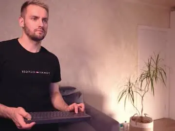 sara_shrma – webcam model profile photo Image 15