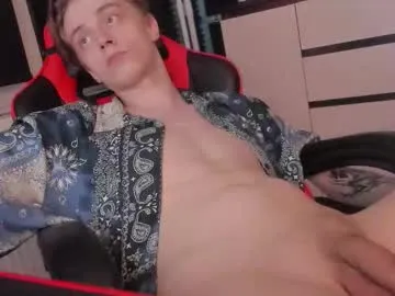 naisharousell – webcam model profile photo Image 4