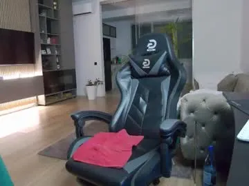 ericmg11 – webcam model profile photo Image 4