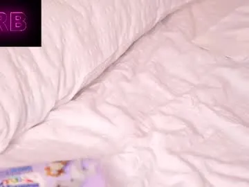 lolaa_darling – webcam model profile photo Image 11