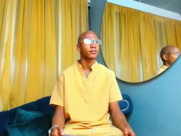 tvycas7 – webcam model profile photo Image 3