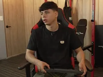 iamsomeone1234 – webcam model profile photo Image 5