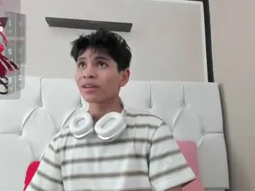 MelodyHanss – webcam model profile photo Image 18