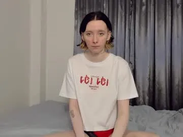 JulietaLake – webcam model profile photo Image 3