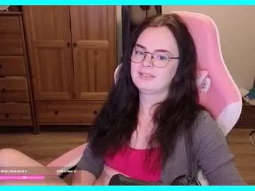 poisonflowers – webcam model profile photo Image 13