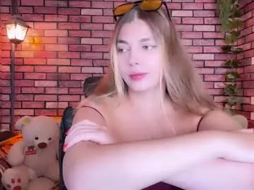 indiandesiguys2023 – webcam model profile photo Image 3