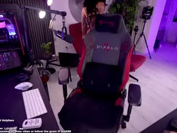 LeahReel cam session Image 12