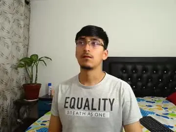 sanvi13 – webcam model profile photo Image 15