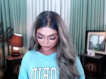 laliwhite – webcam model profile photo Image 3