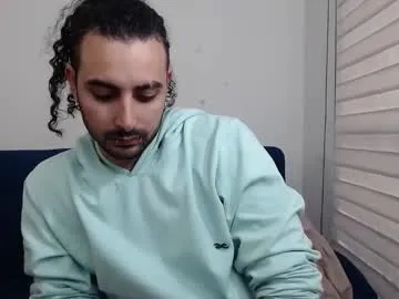 mae_nathan – webcam model profile photo Image 10