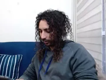 mae_nathan – webcam model profile photo Image 11