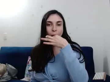 mae_nathan – webcam model profile photo Image 9