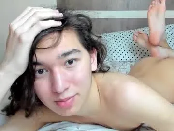 MartinaLeen – webcam model profile photo Image 12