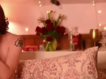 valleyval – webcam model profile photo Image 3