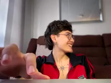 cguffey2284 – webcam model profile photo Image 7