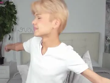 GabbieMonroe – webcam model profile photo Image 2