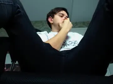 mae_nathan – webcam model profile photo Image 19