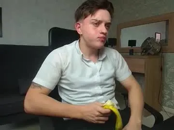 mae_nathan – webcam model profile photo Image 7