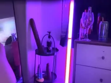 indiandesiguys2023 – webcam model profile photo Image 16