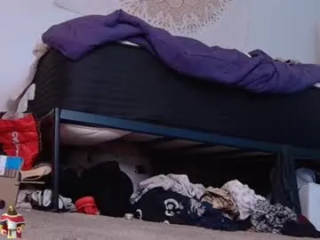 EmilyKorz – webcam model profile photo Image 2