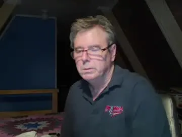 CristalMatthews – webcam model profile photo Image 19