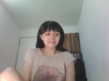 LuluWilde – webcam model profile photo Image 6