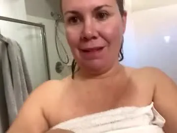 BellaLeen – webcam model profile photo Image 4