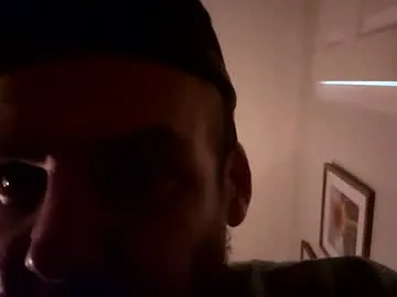 kisspriya – webcam model profile photo Image 2