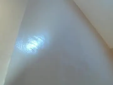 EmiliaWalker – webcam model profile photo Image 17