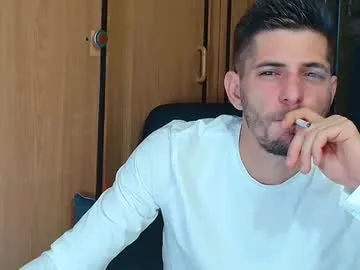 SunnyBlair – webcam model profile photo Image 11