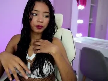 EmiliaWalker – webcam model profile photo Image 14