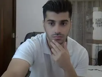 delilah_blazee – webcam model profile photo Image 15