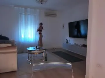 iamsomeone1234 – webcam model profile photo Image 11