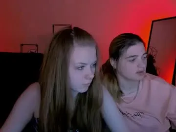 mae_nathan – webcam model profile photo Image 13