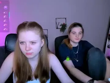 mae_nathan – webcam model profile photo Image 9